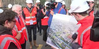 L.A. MAYOR VISITS OLYMPIC VILLAGE